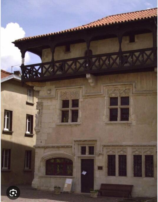 90 M2 Apartment *